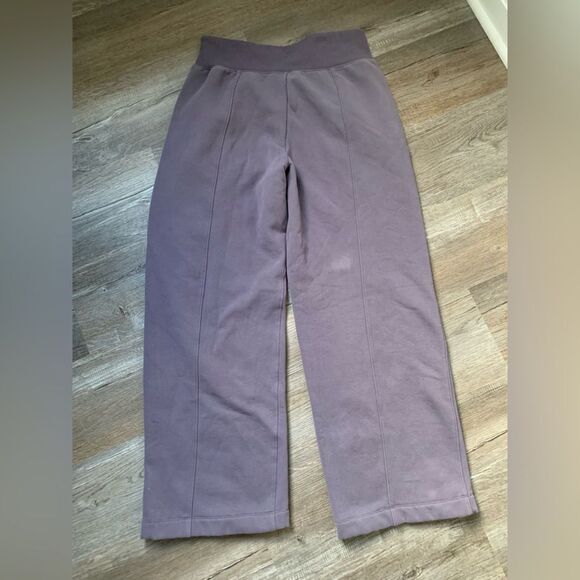 Athleta Sweat Pants Retro Plush Wide Leg Soft Warm Purple Lilac Lavender Size M - Picture 8 of 10